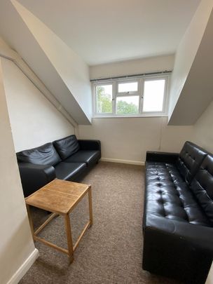 5 bedroom house to rent - Photo 1