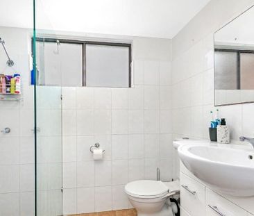 Bright, spacious and well located! - Photo 6