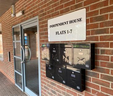 2 bedroom apartment to rent - Photo 1