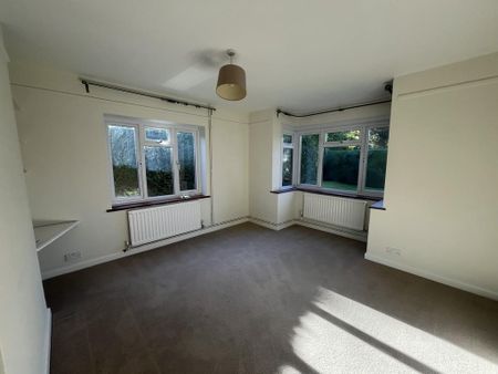3 bedroom detached bungalow to rent - Photo 3