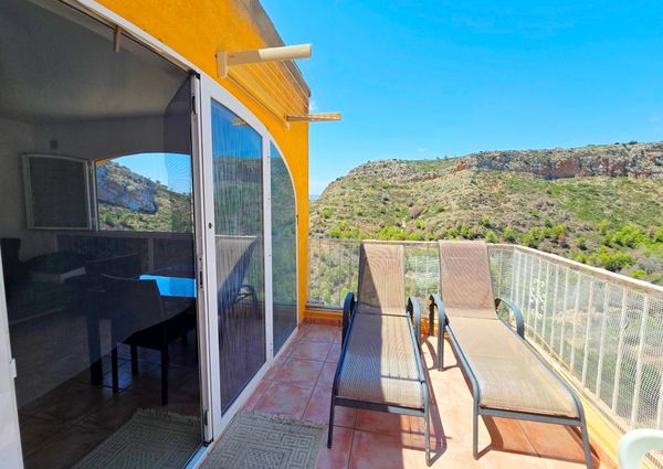 Apartment with 2 bedrooms with swimming pool LONG TERM