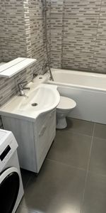 Garsoniera de lux 35mp zona Calea Surii Mici - Fotografie 4