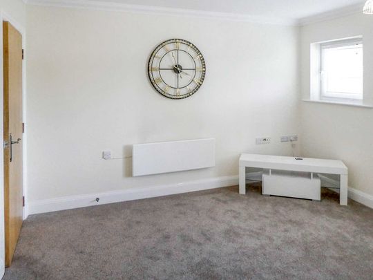 Trent Place, Warwick, CV34 - Photo 1