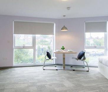 Studio to rent - Photo 6