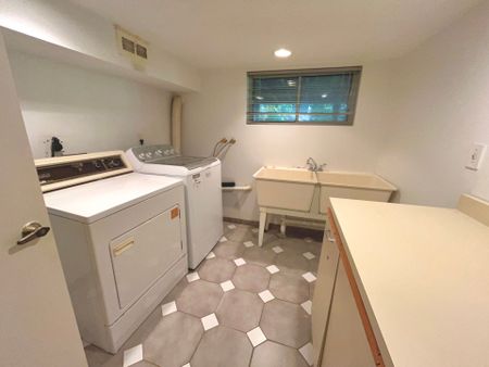 For Lease - 300 Spring Garden Avenue Unit# BSMT, Toronto, Ontario - Photo 3