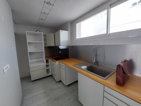 location Appartement T4 DE 62.05m² À MONTPELLIER - Photo 2