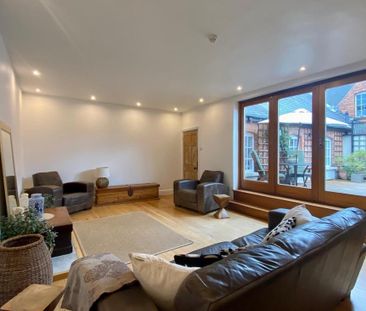 4 bedroom apartment to rent - Photo 4