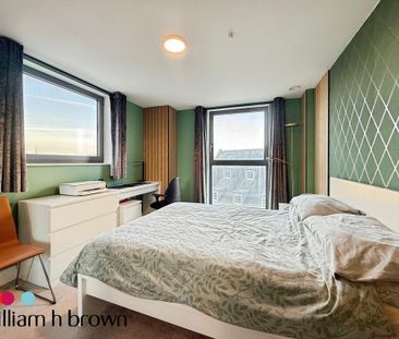 2 bedroom flat to rent - Photo 2