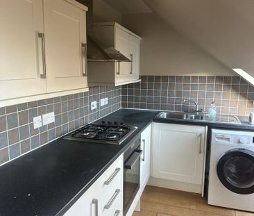 2 bedroom flat to rent - Photo 5