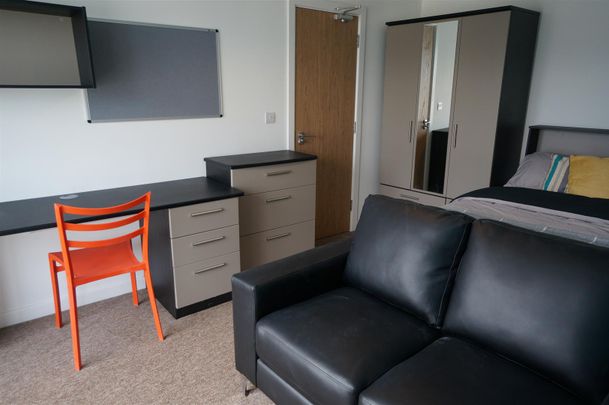 40 College Road - Photo 1