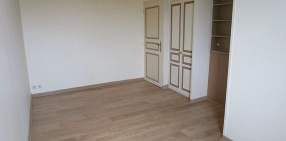 Location Appartement 2 pièces 55m² VALENCE 26000 - Photo 2