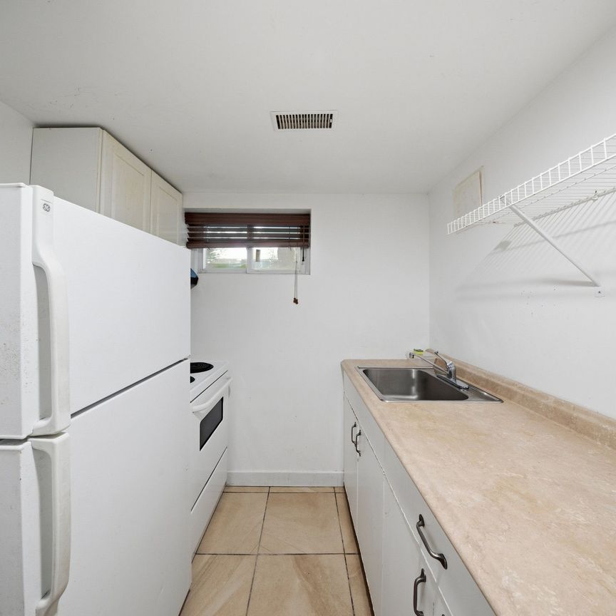 For Lease - 34 Horfield Avenue Unit# Bsmt, Toronto, Ontario - Photo 1