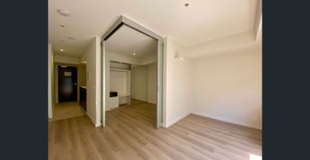 ST KILDA ROAD LOCATION - Photo 2