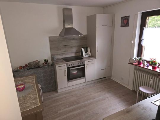 Traumhafte Wohnung mit Blick über den Möllner Schulsee: 2-Zimmer Wohnung mit Balkon zu vermieten - Photo 1