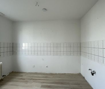 Ruhige 2-Zimmer-Wohnung mitt neuem Wannenbad in Ratingen West! - Foto 1