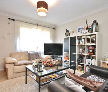 Shortwood Common, Staines-upon-Thames, Surrey, TW18 4NS - Photo 1