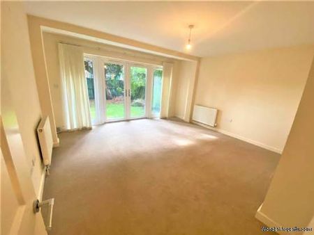 4 bedroom property to rent in London - Photo 3