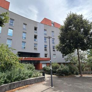 Location Appartement 1 pièce 20m² MULHOUSE 68100 - Photo 2