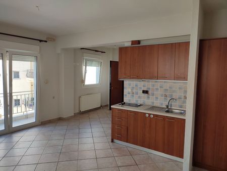 Studio/Γκαρσονιέρα για ενοικίαση Καπνικός Σταθμός (Κατερίνη) - Φωτογραφία 4