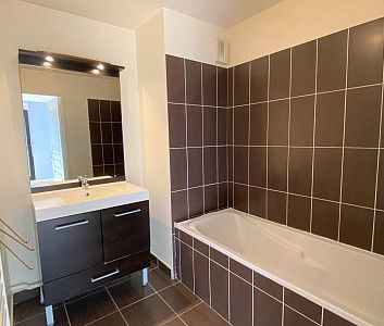 LYON 7 / Rue Desaugiers (prox. Tram. BERTHELOT) - T3 - Photo 3