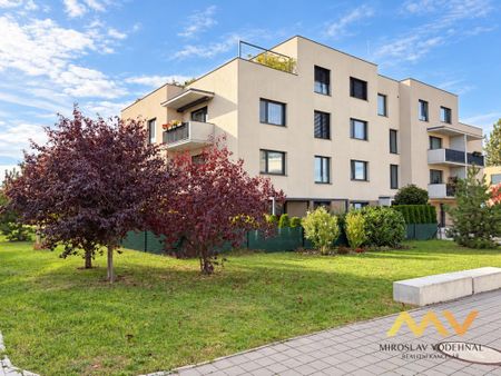 Pronájem bytu 1+kk 32 m2 - Фото 4