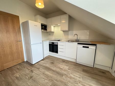 2 bed Apartment for Rent - Photo 2