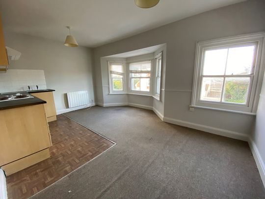 2 bed apartment to rent in Clarence Road, St. Leonards-on-Sea, TN37 - Photo 1