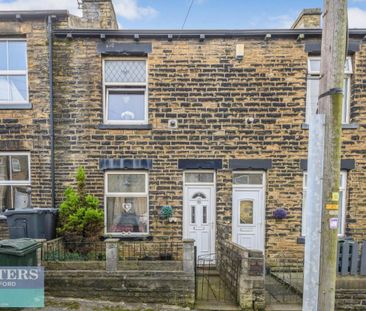 Alma Street, Sticker Lane, West Yorkshire, Bradford, BD4 - Photo 3