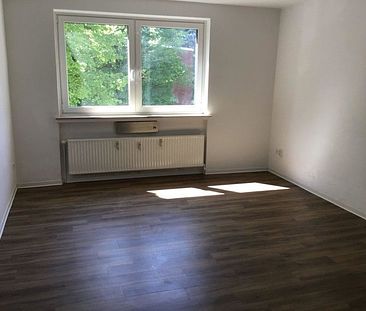 barrierearme Seniorenwohnung in grüner Umgebung - Mieter ab 60 J. sind willkommen - Foto 4