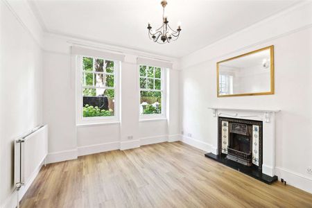 Well presented two bedroom ground floor apartment in popular mansion block - Photo 4