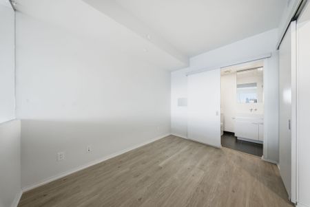 For Lease - 197 Yonge Street Unit# 1411, Toronto, Ontario - Photo 3