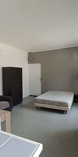 STUDIO MEUBLÉ - Photo 1