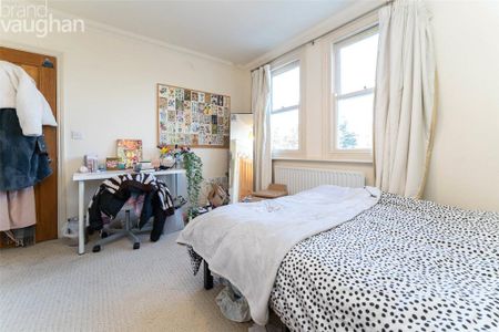 6 bedroom semi-detached house to rent - Photo 3