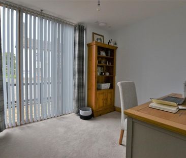 3 bedroom detached house to rent - Photo 5