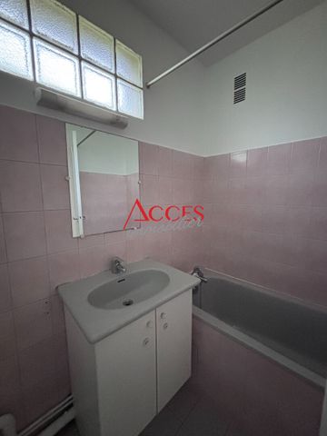 Location Appartement 3 pièces 57m² - Photo 4