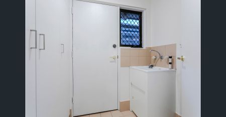 Stylish, Solid & Low-Maintenance Living in Cumberland Park - Photo 2