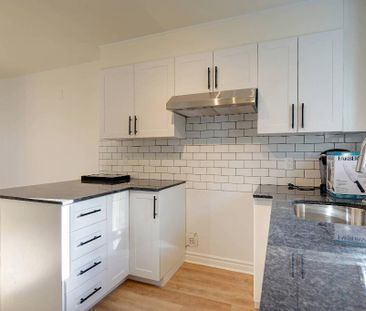 4 1/2 Style-Condo rénové à Mirabel (St-Janvier) - Juillet - Interne... - Photo 1