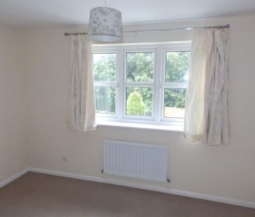 2 bedroom House To Let - Photo 3