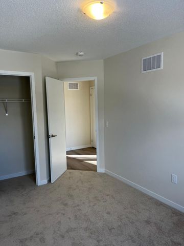 For Lease - 13 Radium Common, Cambridge, Ontario - Photo 3