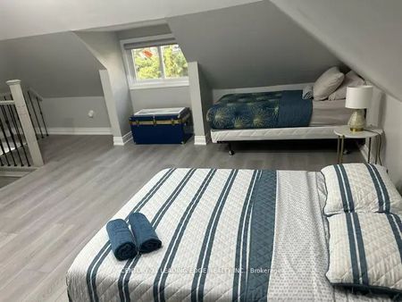 For Lease - 5595 WESLEY Place, Niagara Falls, Ontario - Photo 3