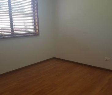 Convenient Location - Photo 3