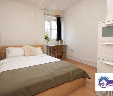 1 Bedroom Room in Flat Share To Rent - Photo 2