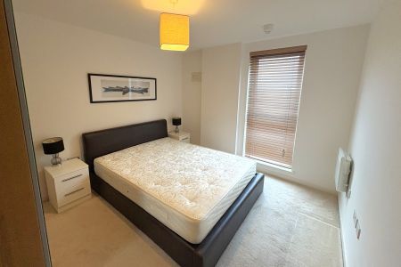 Nankeville Court, Woking, Surrey, GU22 - Photo 3