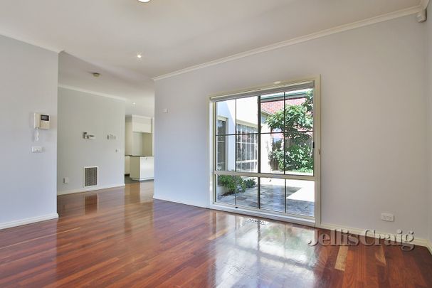 3B Blair Road, Glen Waverley - Photo 1