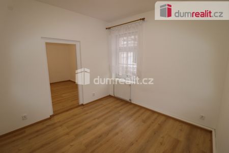 Pronájem bytu 2+1 55 m² - Photo 2