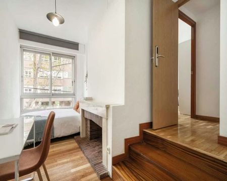 Calle de Mesena, Madrid, Community of Madrid 28033 - Photo 5