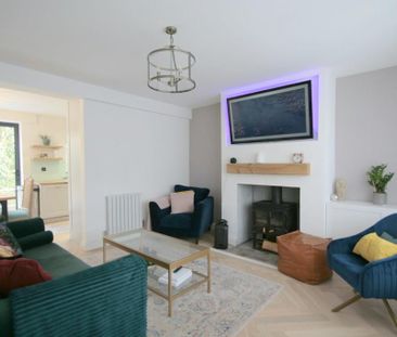 2 bedroom semi-detached house to rent - Photo 2