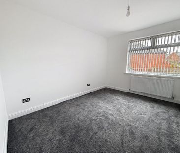 3 bedroom detached house to rent - Photo 2