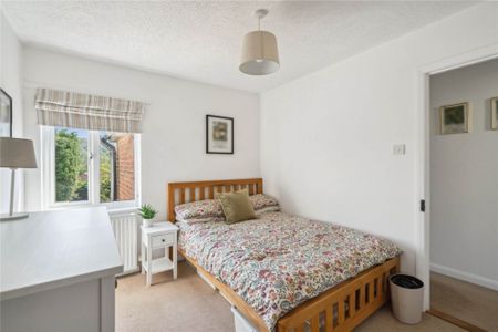 2 bed Terraced for rent - Photo 3