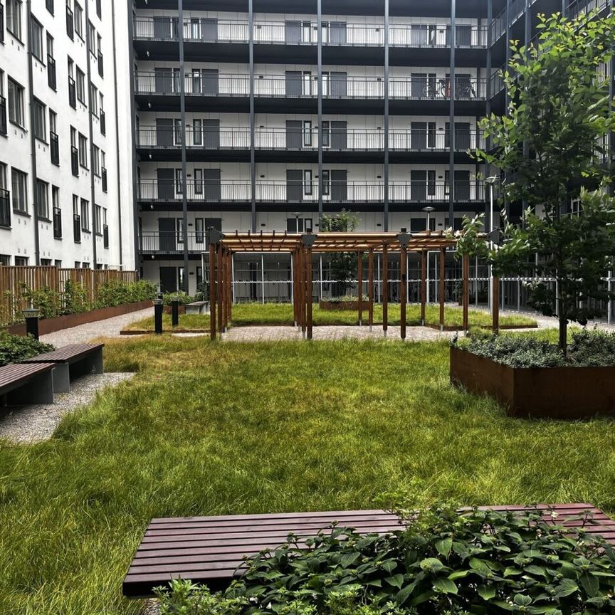 Södra Häggviksvägen, Sollentuna - Photo 1